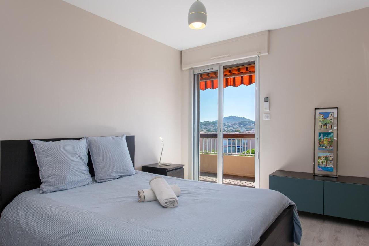 Le Cadet - Vue Panoramique Ville Et Baie De Sanary Sur Mer, Parking & Terrasse - 2 A 4 Pers Εξωτερικό φωτογραφία